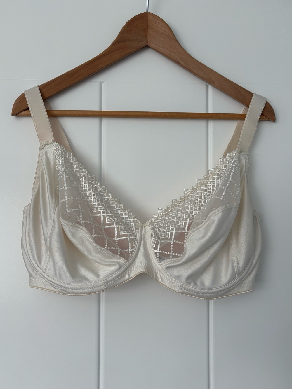 Felina Joy Underwired Semi-Sheer Bow Wired Bra Cream Pink Lace 42F